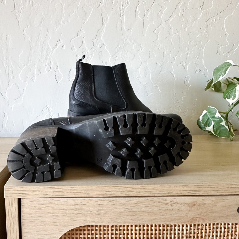 Bull Boxer | Cory Leather Chelsea Block‎ Heel Boot in Black - Picture 7 of 7